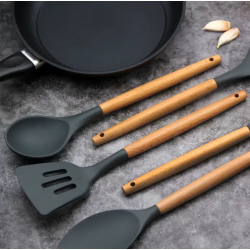 Kitchen utensils with 11 pieces - Wood and silicone - Nonstick
