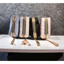 Cosmetic travel back | toilet bag lady