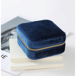 Jewelry travel box