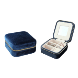 Jewelry travel box